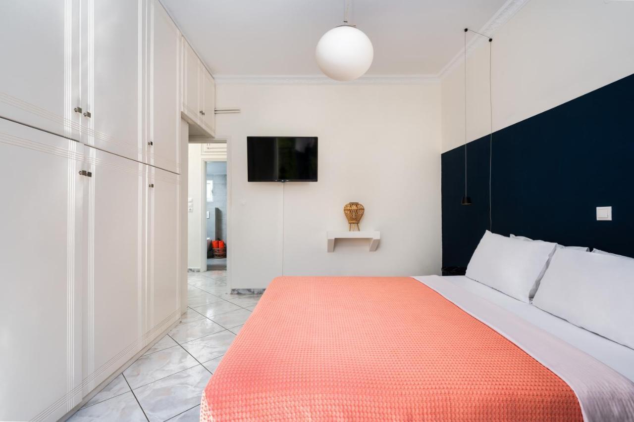 Modern 2 Bed Apartment In Downtown Of Fira Eksteriør billede